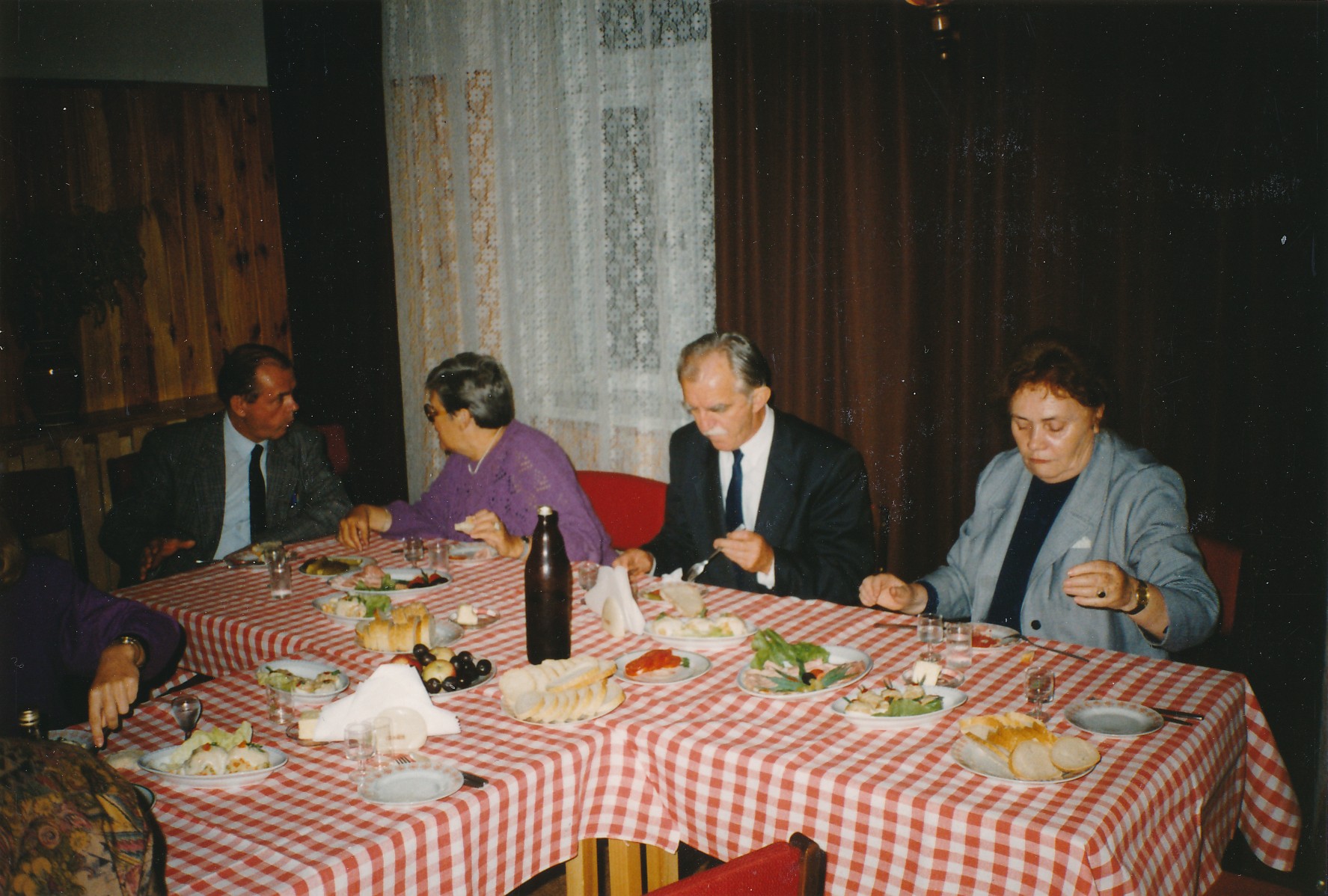 eika image